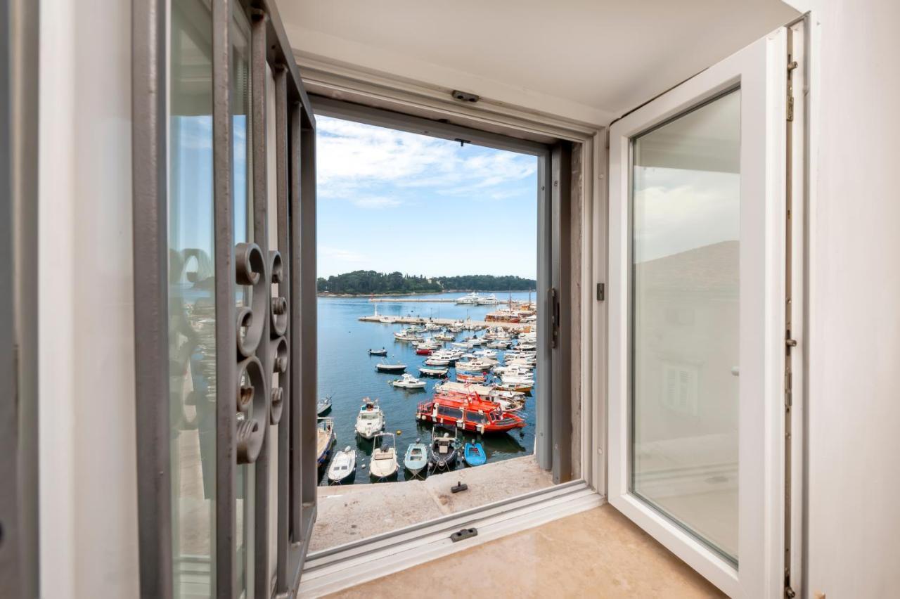 Sea View Apartment Rovinj Buitenkant foto